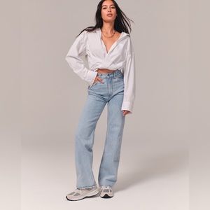 Abercrombie & Fitch High Rise 90s Relaxed Jean